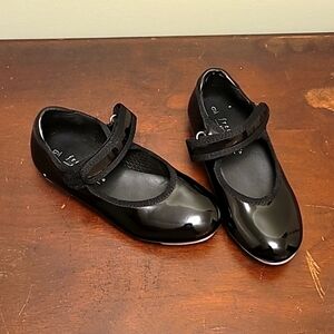 Freestyle a Danskin Company Tap Shoes - Little Kids size 9